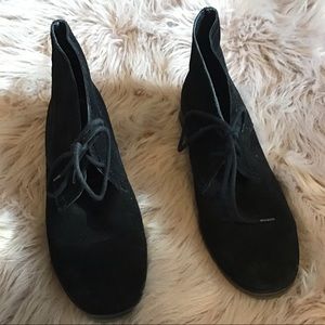 Lucky brand lace up ankle boots size 8.5